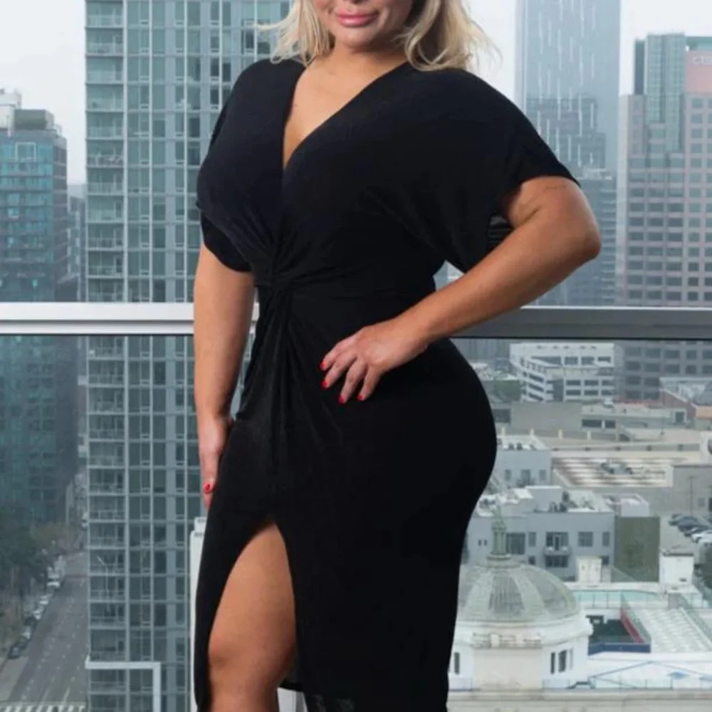 Twisted Front V-Neck Midi Dress With Short Sleeve And Front Slit Detail